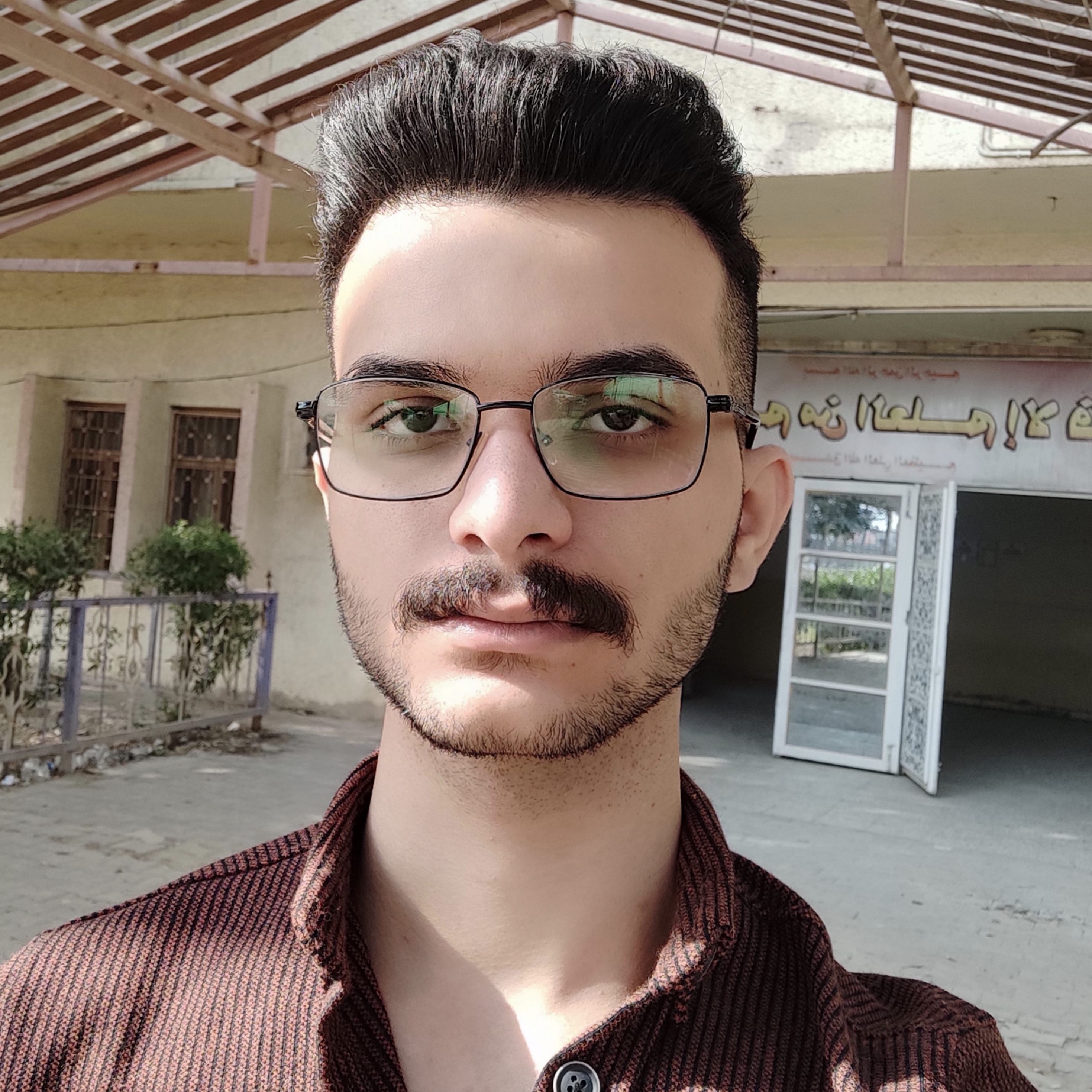 صادق محمد خيون